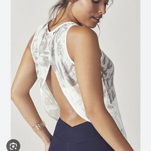 Fabletics Millie open back semi cropped swing tank